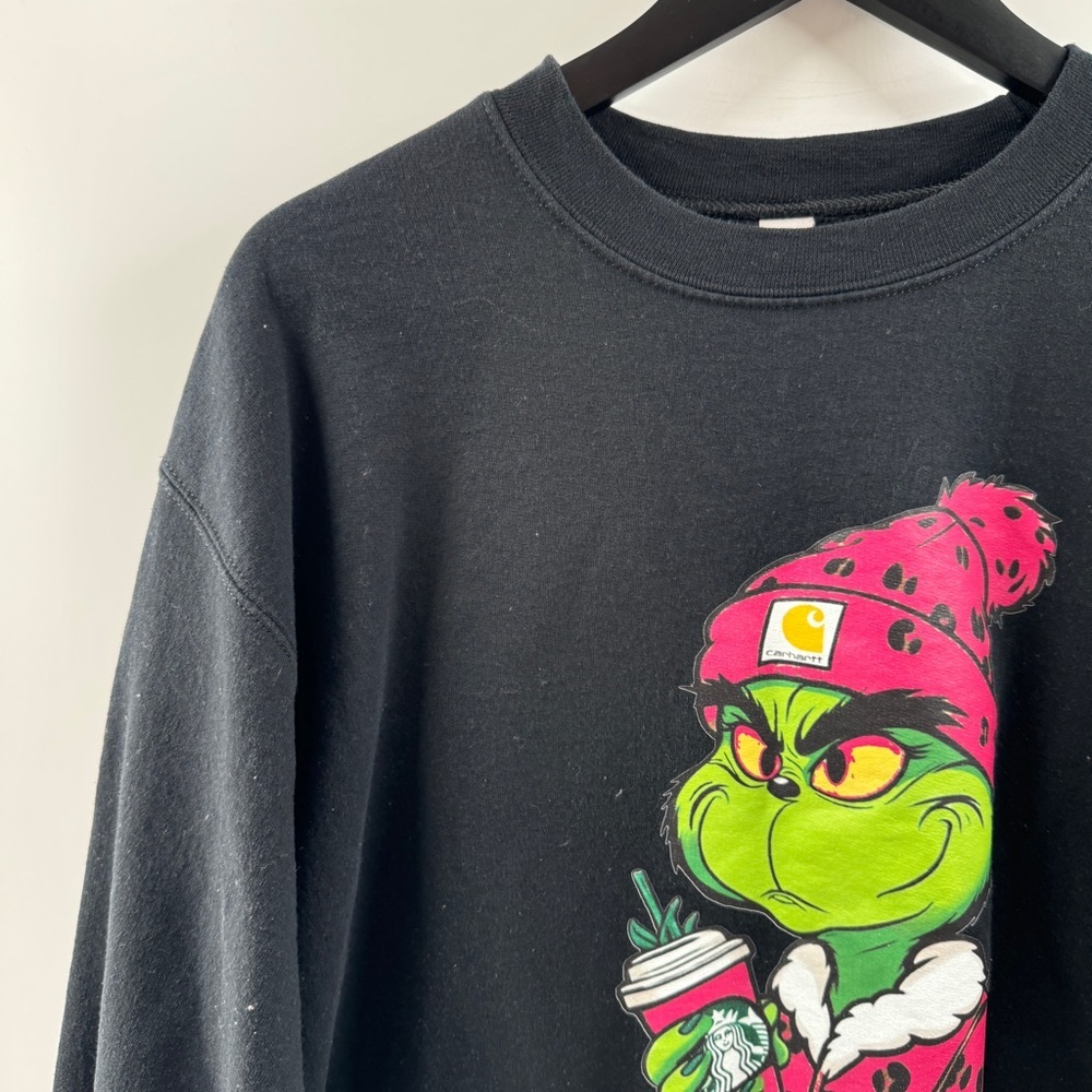 Gildan Grinch Christmas Graphic Crewneck Sweatshirt Black Holiday Pullover - Picture 2 of 6